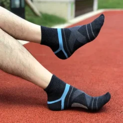Sale OUKU Men's 2 Pairs Multi Packs Socks Crew Socks Running Socks Casual Socks Black Blue Color Stripes Sports & Outdoor Daily Vacation Basic Medium Spring Fall Fashion Casual
