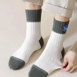 Sale OUKU Men's 5 Pairs Multi Packs Socks Crew Socks Running Socks Casual Socks Color Color Block Vacation Sports & Outdoor Daily Basic Warm Fall & Winter Fashion Casual Rainbow