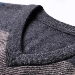 New OUKU Men's 100% Wool Sweater Vest Knit Check Pattern Plaid V Neck Knitwear Elegant School Formal Clothing Apparel Spring Fall Dark Green Light Grey S M L