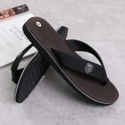 Discount OUKU Men's Black Flip-Flop Sandals with Cushioned Sole - Comfortable Casual Beach and Summer Footwear