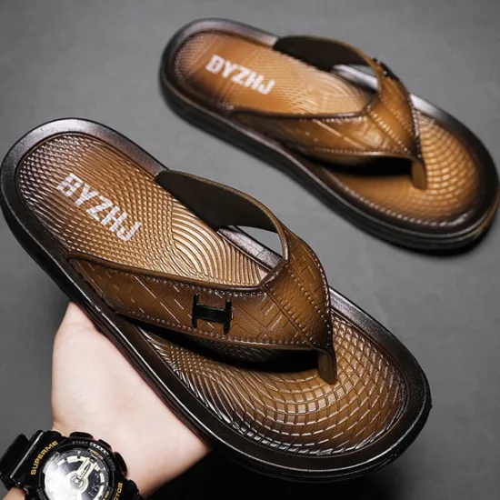 Hot OUKU Men's Brown Casual Flip Flops with Textured Footbed and Adjustable Strap – Comfortable Outdoor Sandals for Summer and Beach Wear