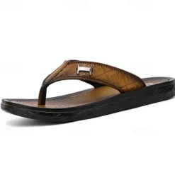 Hot OUKU Men's Brown Casual Flip Flops with Textured Footbed and Adjustable Strap – Comfortable Outdoor Sandals for Summer and Beach Wear