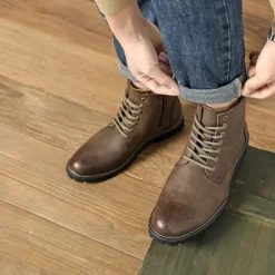 Outlet OUKU Men's Brown Faux Leather Lace-Up Ankle Boots with Brogue Detail and Rugged Sole – Classic and Durable Outdoor Style