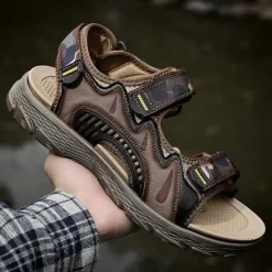 New OUKU Men's Camouflage Sport Sandals with Adjustable Velcro Straps, Breathable Design and Durable Sole for Hiking, Outdoor Activities and Summer Wear