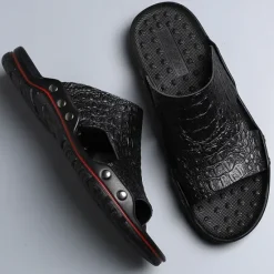 Hot OUKU Men's Casual Brown Slide Sandals with Crocodile Pattern and Durable Rubber Sole – Comfortable Outdoor Footwear for Summer, Beach and Daily Wear