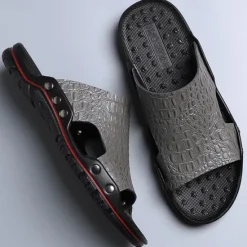 Hot OUKU Men's Casual Brown Slide Sandals with Crocodile Pattern and Durable Rubber Sole – Comfortable Outdoor Footwear for Summer, Beach and Daily Wear
