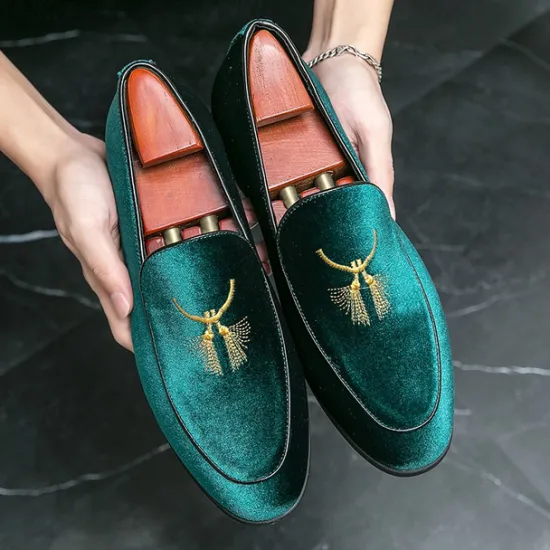 OUKU Men's Green Velvet Loafers with Gold Embroidery – Luxurious Slip-On Shoes for Formal Events and Weddings