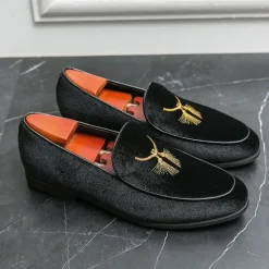 OUKU Men's Green Velvet Loafers with Gold Embroidery – Luxurious Slip-On Shoes for Formal Events and Weddings