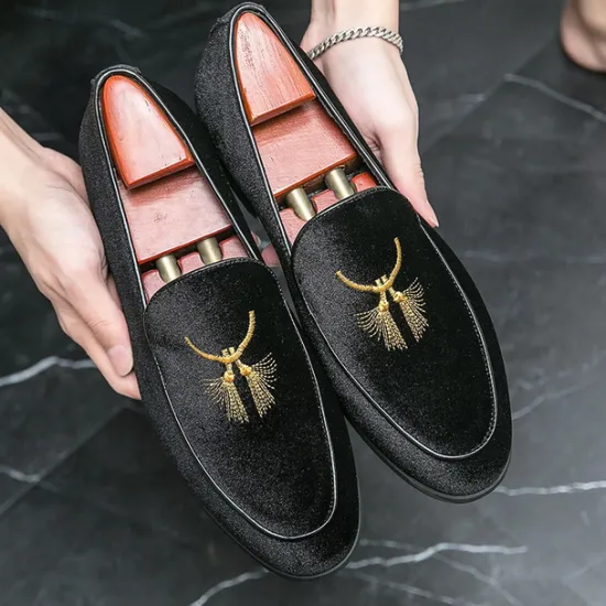 OUKU Men's Green Velvet Loafers with Gold Embroidery – Luxurious Slip-On Shoes for Formal Events and Weddings