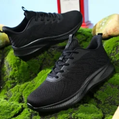 New OUKU Men's Lightweight Red Mesh Running Shoes - Breathable Athletic Sneakers for Sports and Casual Wear
