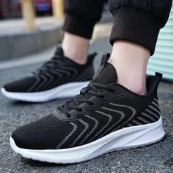 New OUKU Men's Lightweight Red Mesh Running Shoes - Breathable Athletic Sneakers for Sports and Casual Wear
