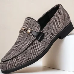 Hot OUKU Men's Plaid Fabric Loafers with Metal Buckle – Stylish Slip-On Shoes for Business, Weddings, and Smart-Casual Outfits