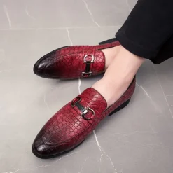 Online OUKU Men's Red Crocodile-Embossed Faux Leather Loafers – Luxury Slip-On Shoes with Sleek Metal Buckle Accent for Formal and Business Wear
