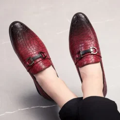 Online OUKU Men's Red Crocodile-Embossed Faux Leather Loafers – Luxury Slip-On Shoes with Sleek Metal Buckle Accent for Formal and Business Wear
